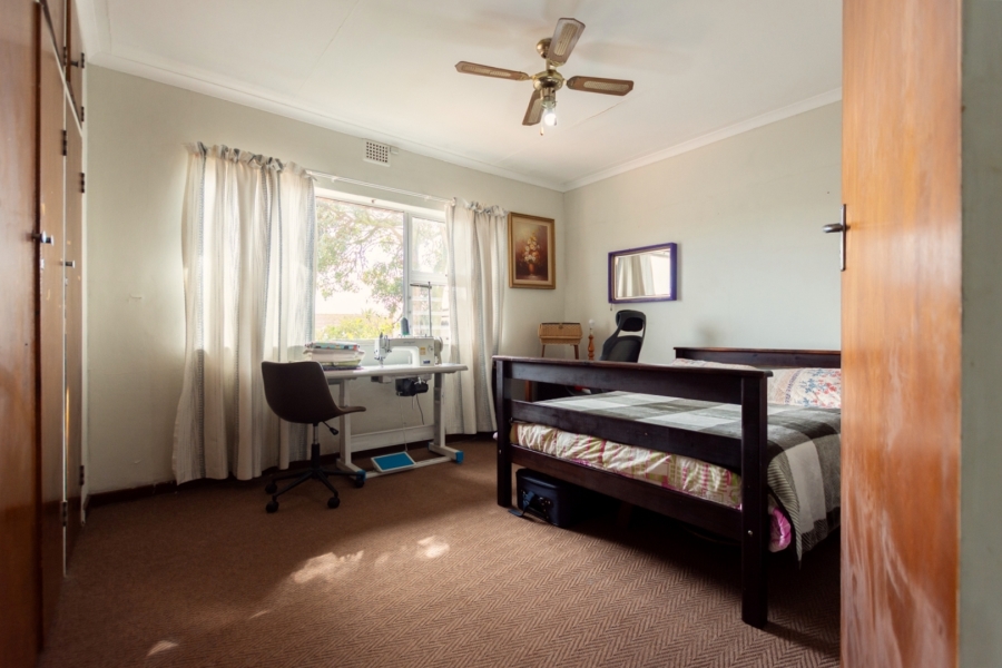 5 Bedroom Property for Sale in Vredenburg Western Cape